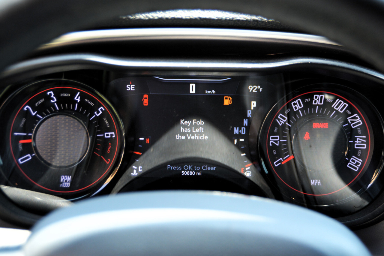 Dodge Challenger - Image 20