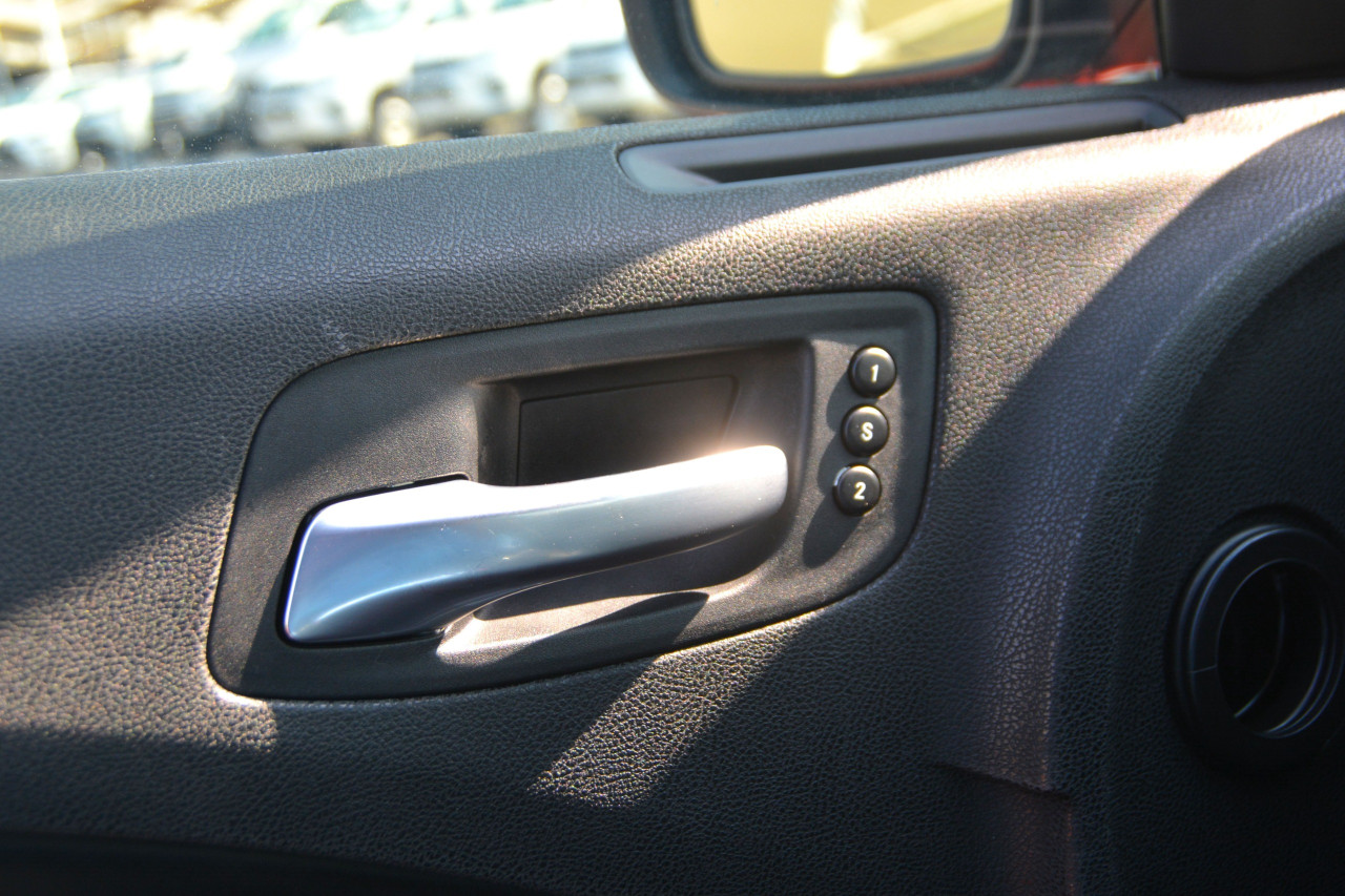 Dodge Charger - Image 12