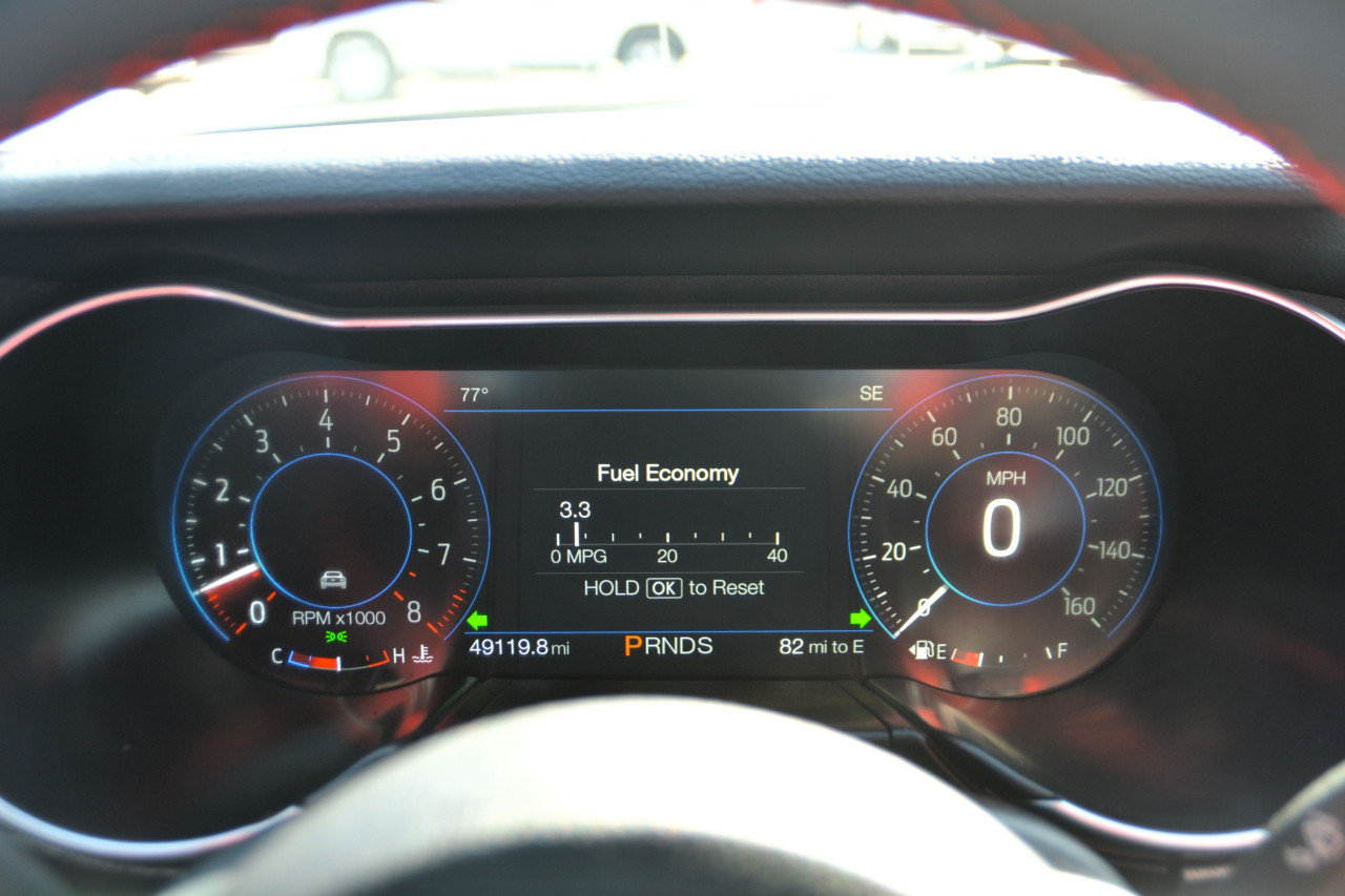 Ford Mustang - Image 11