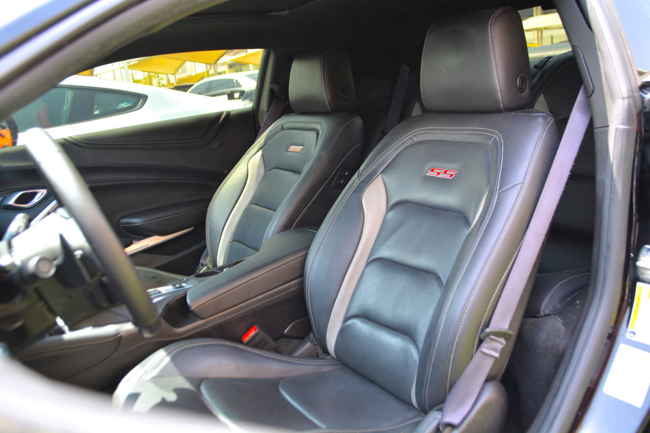 Ford Mustang - Image 7