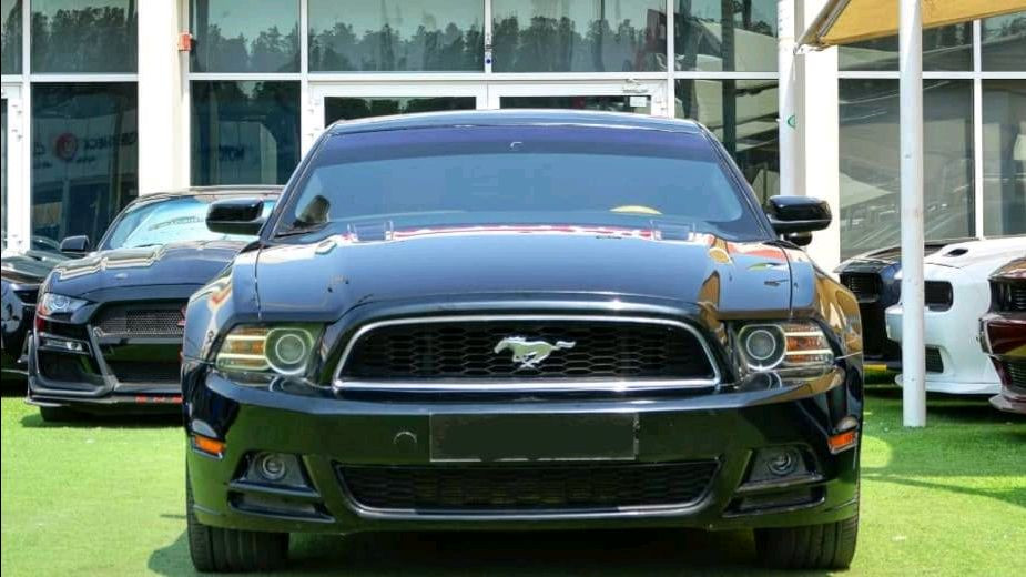 Ford Mustang - Image 4