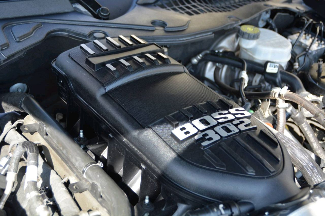 Ford Mustang - Image 10