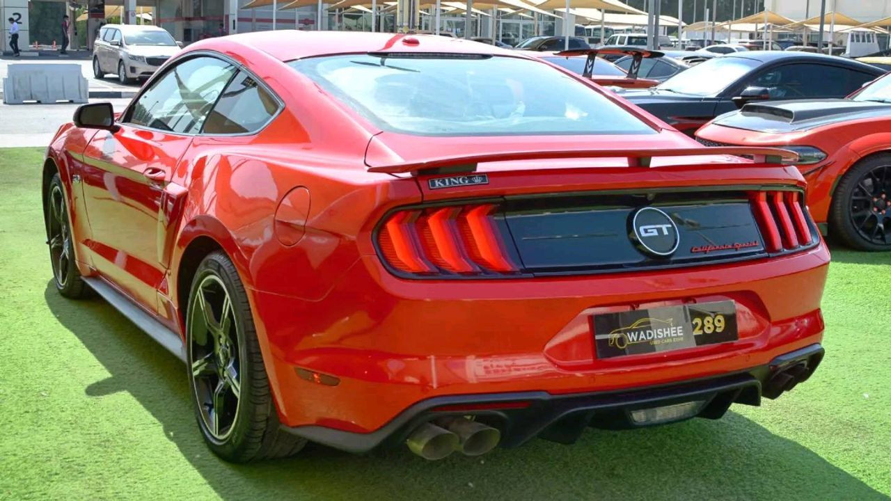 Ford Mustang - Image 8