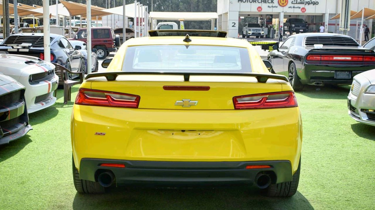 Chevrolet Camaro - Image 6
