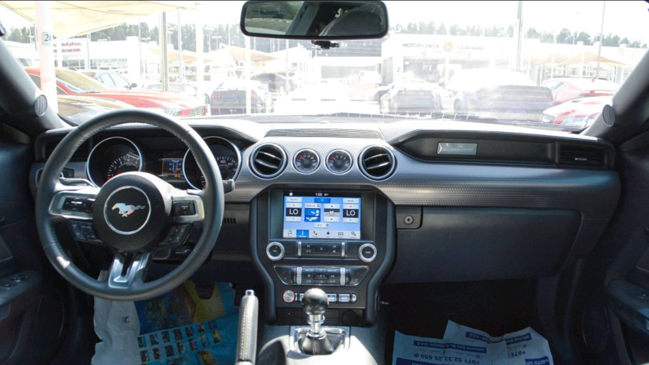 Ford Mustang - Image 9