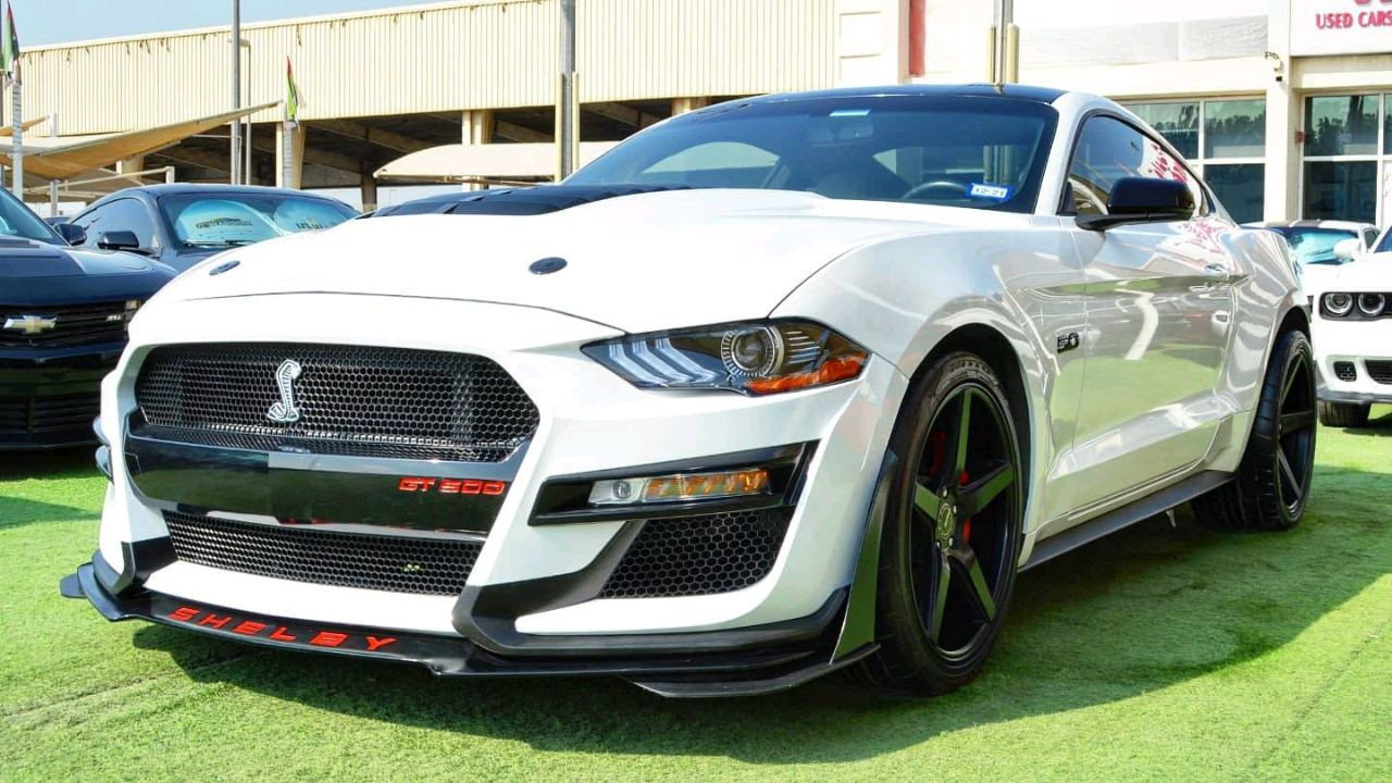 Ford Mustang - Image 4