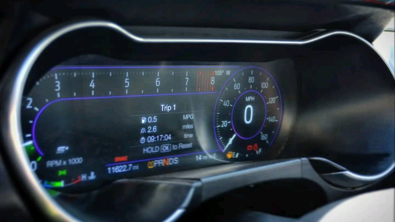 Ford Mustang - Image 10