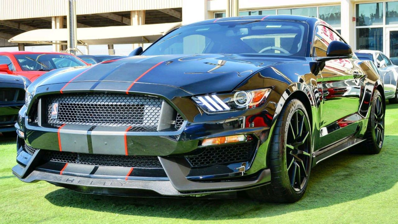 Ford Mustang - Image 5