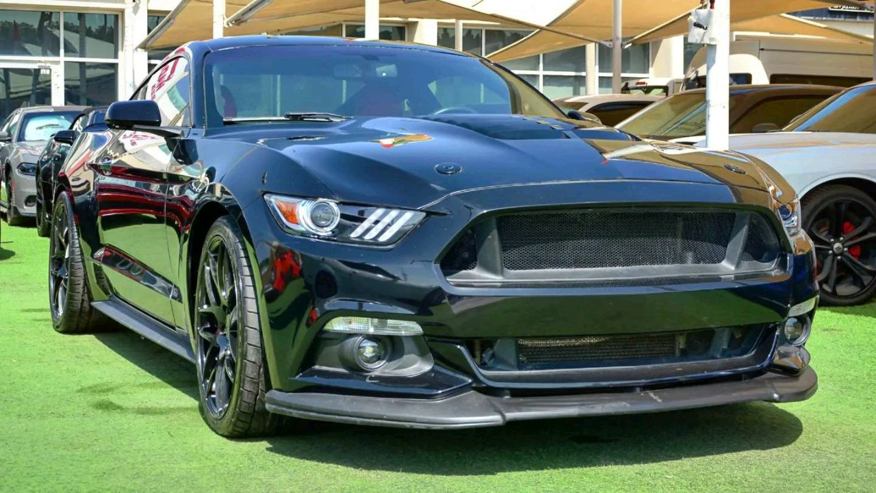 Ford Mustang - Image 3