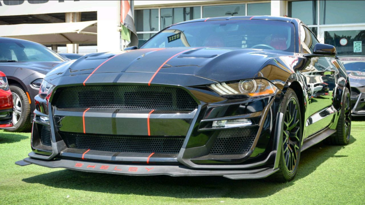 Ford Mustang - Image 5