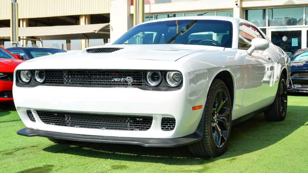 Dodge Challenger - Image 5