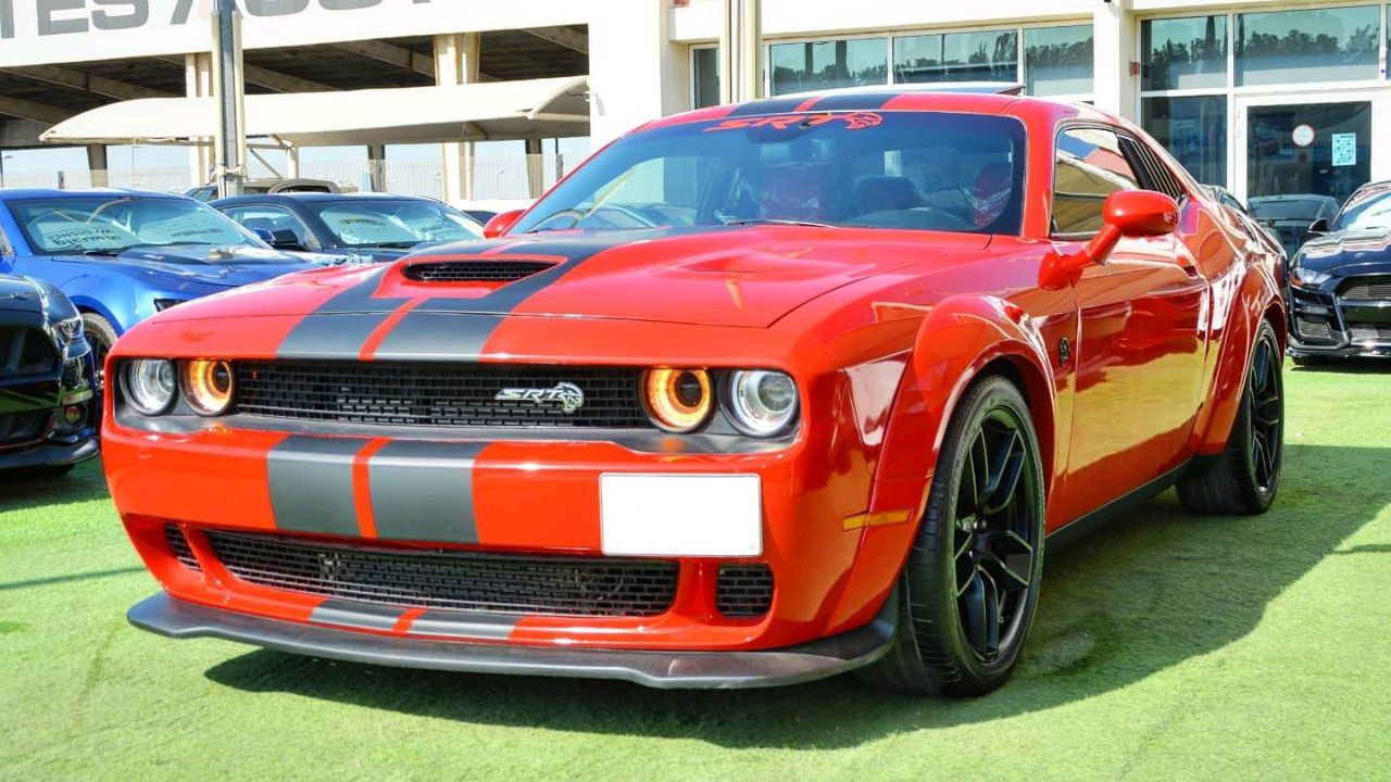 Dodge Challenger - Image 5
