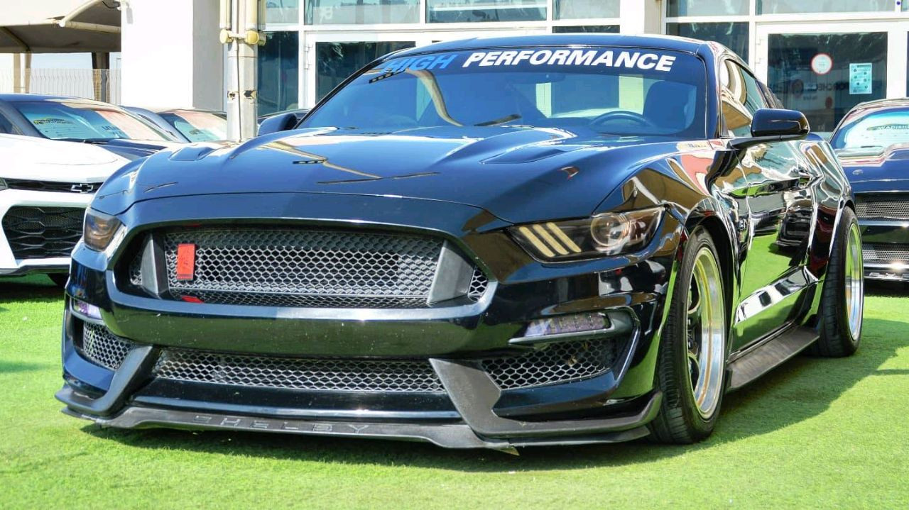 Ford Mustang - Image 5