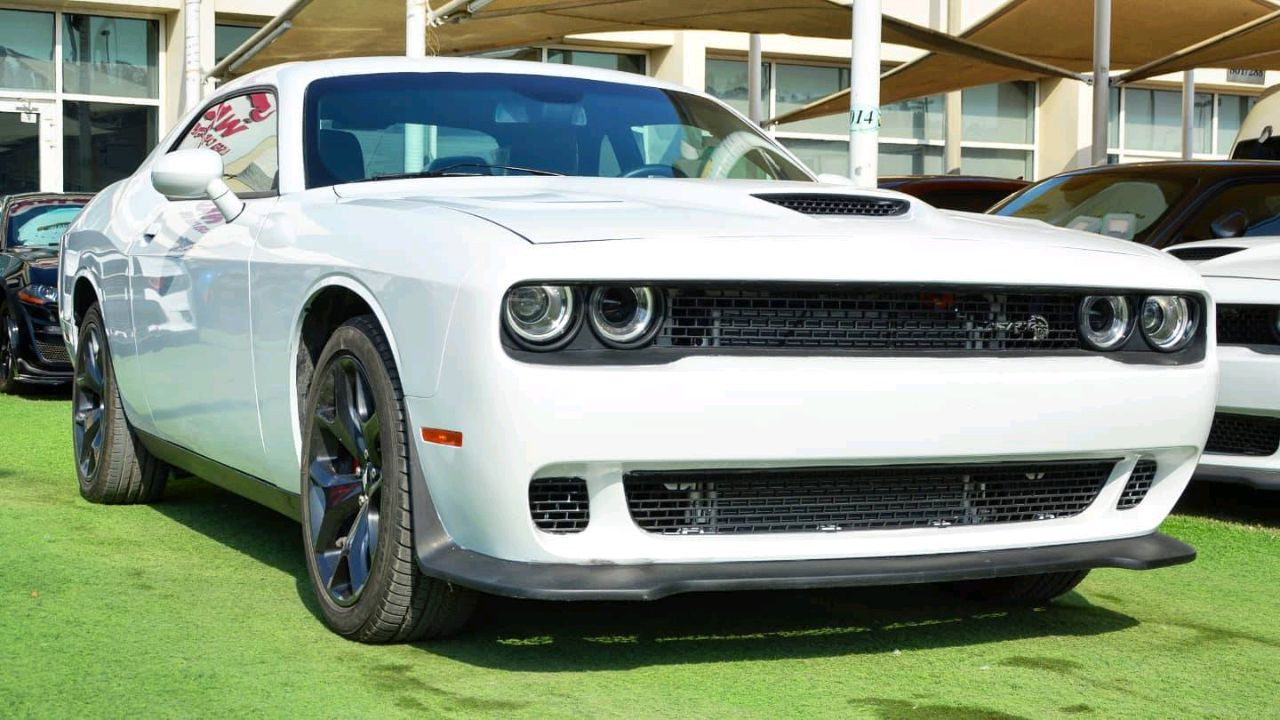 Dodge Challenger - Image 3