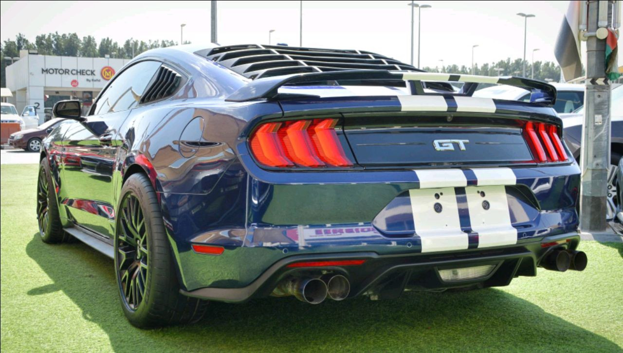 Ford Mustang - Image 7