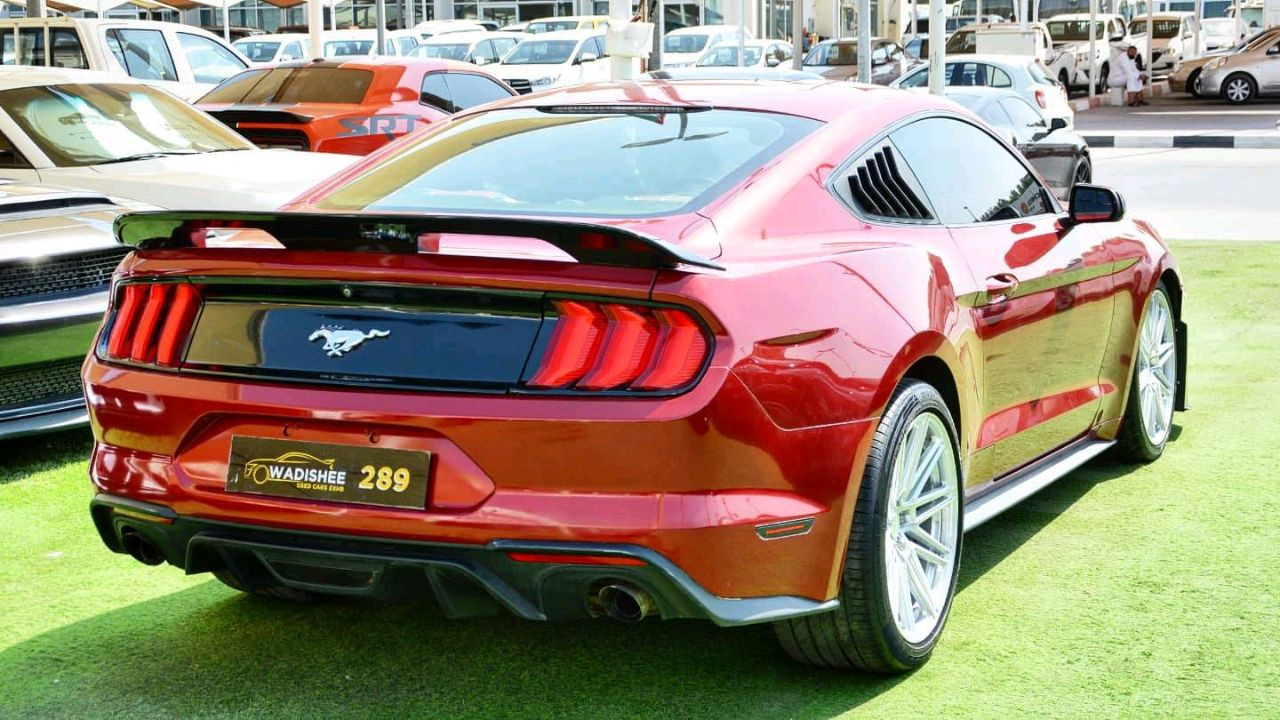 Ford Mustang - Image 7