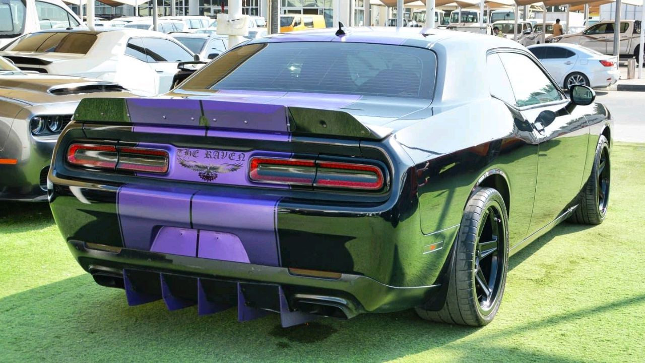 Dodge Challenger - Image 7