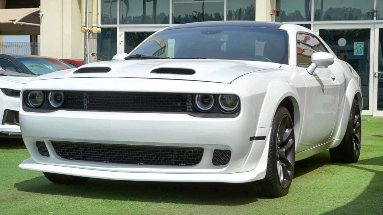 Dodge Challenger - Image 4