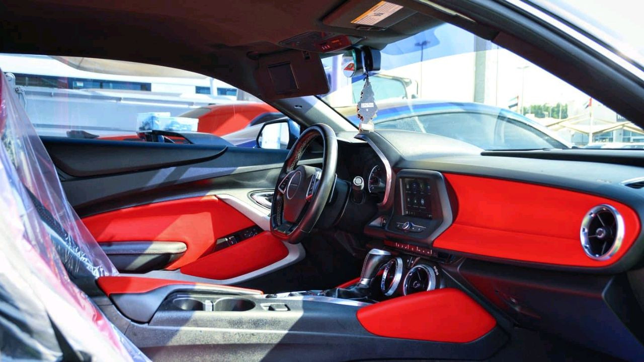 Chevrolet Camaro - Image 2