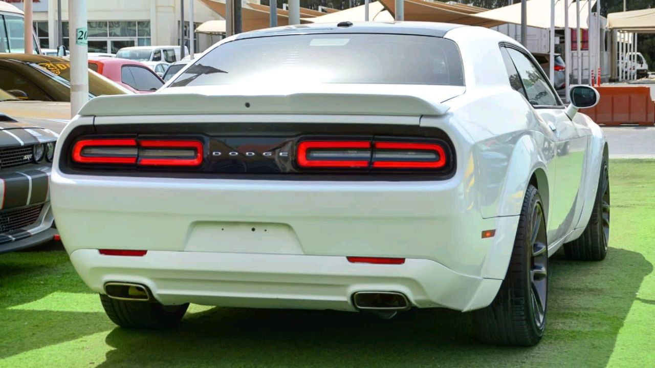 Dodge Challenger - Image 5