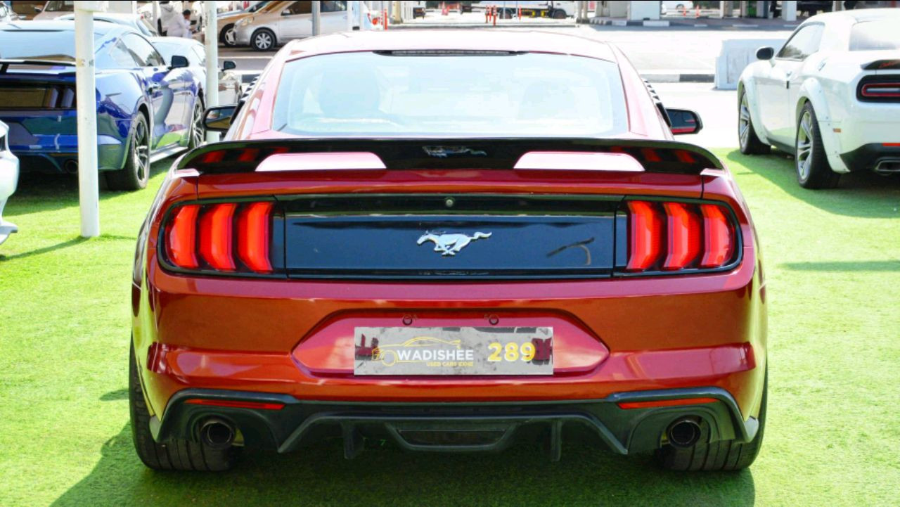 Ford Mustang - Image 6