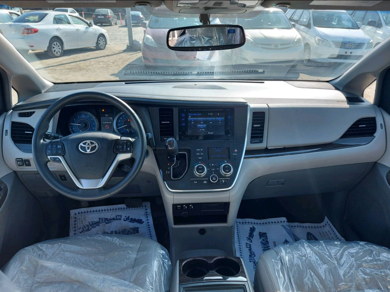 Toyota Sienna - Image 2