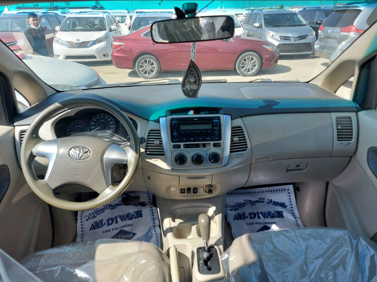 Toyota Innova - Image 2