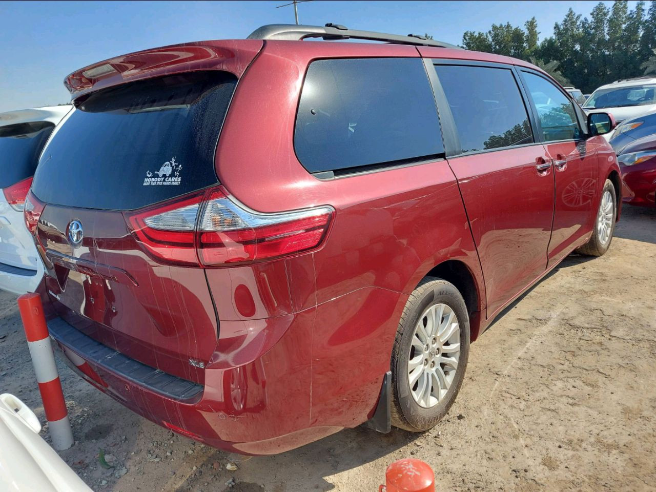 Toyota Sienna - Image 4