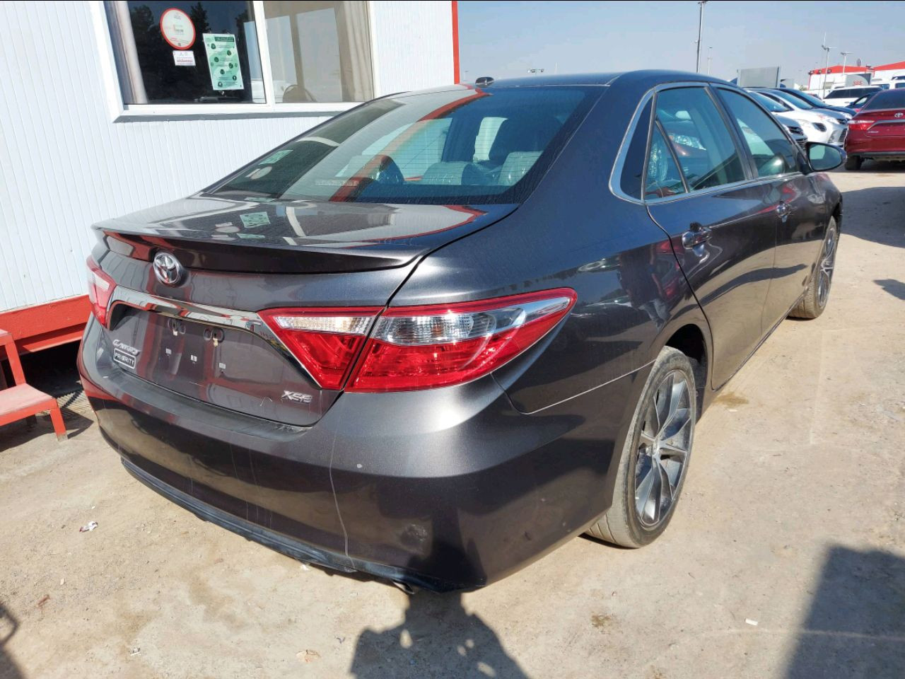 Toyota Sienna - Image 2