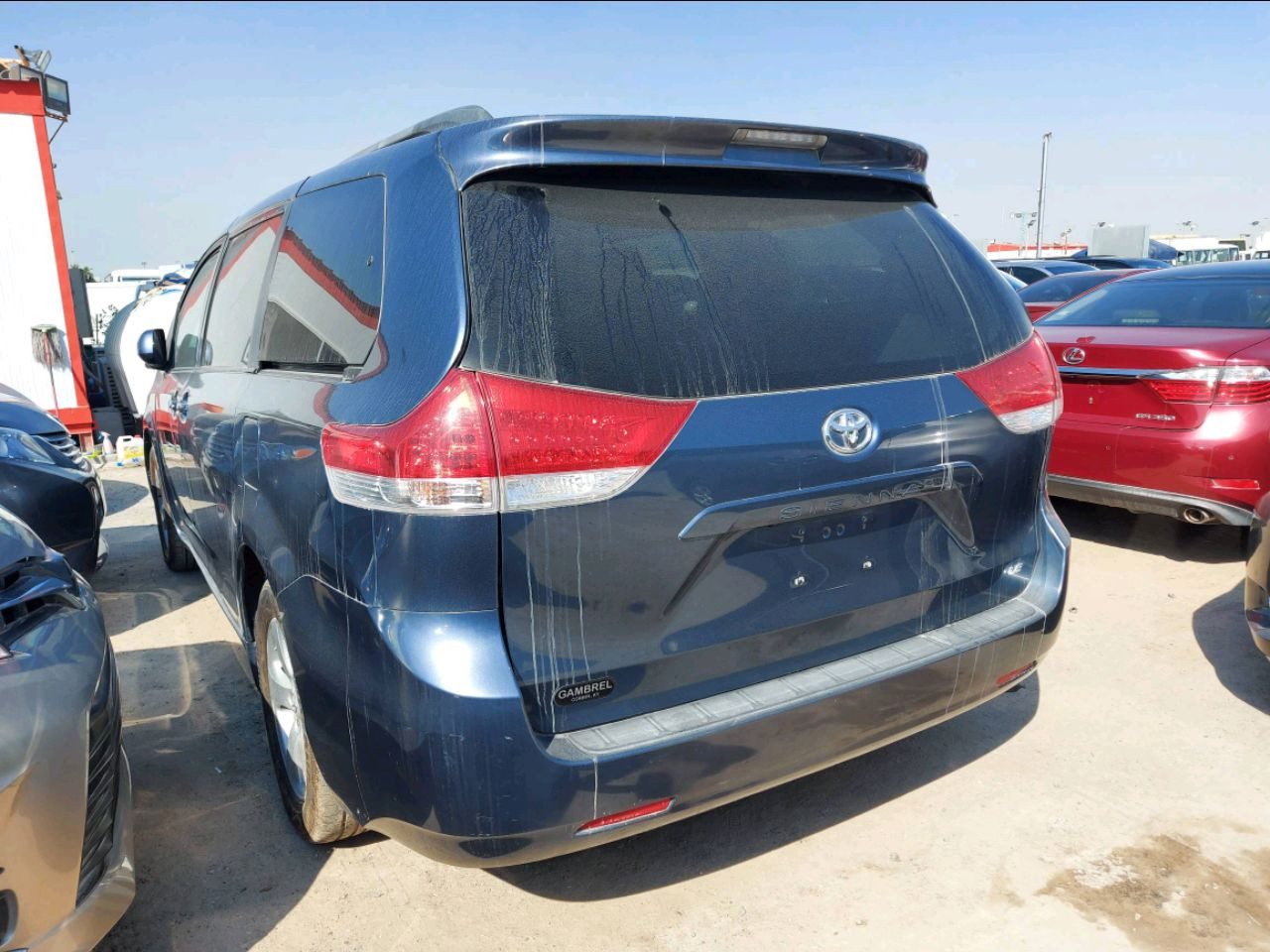 Toyota Sienna - Image 4