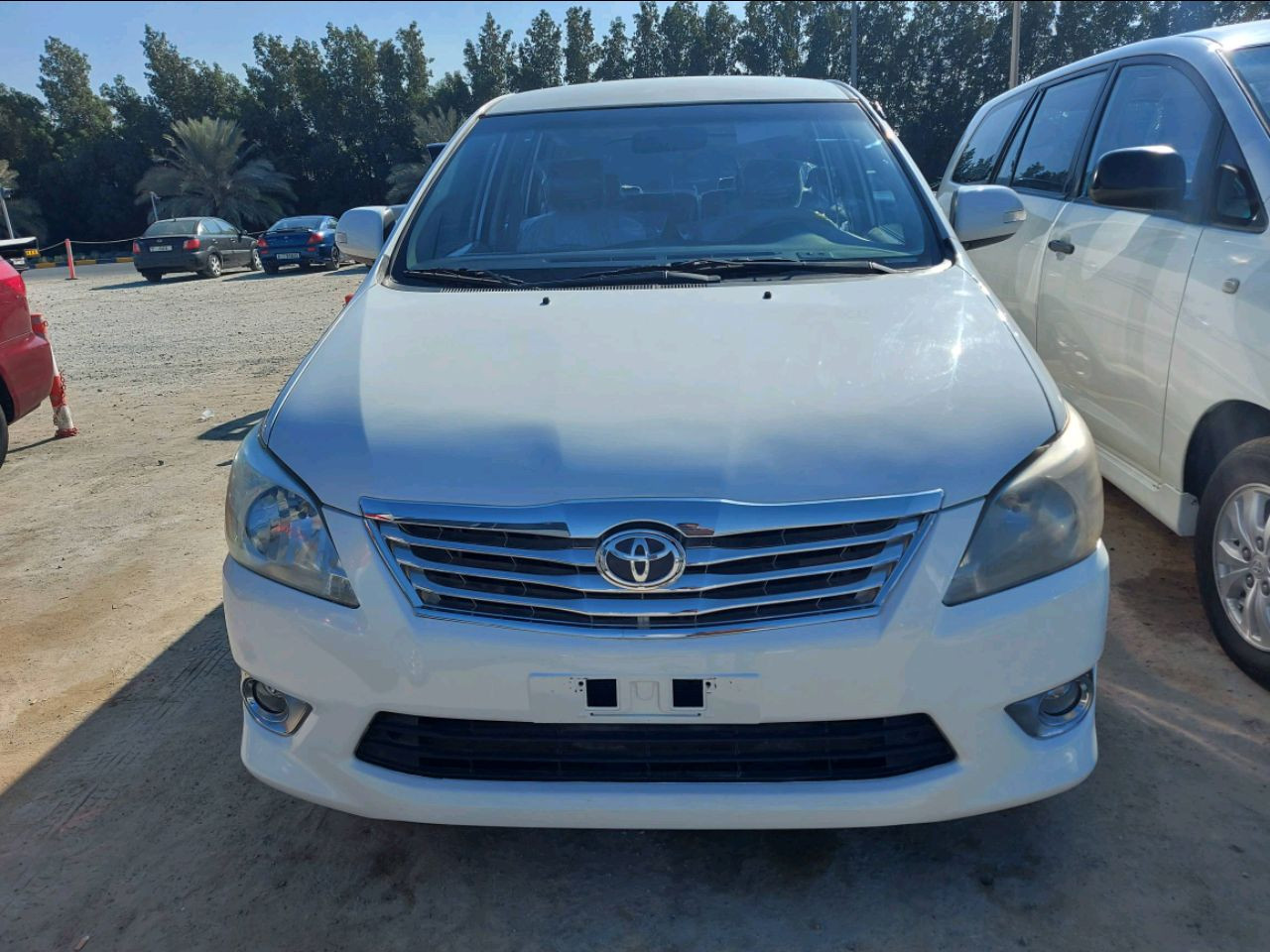 Toyota Innova - Image 4