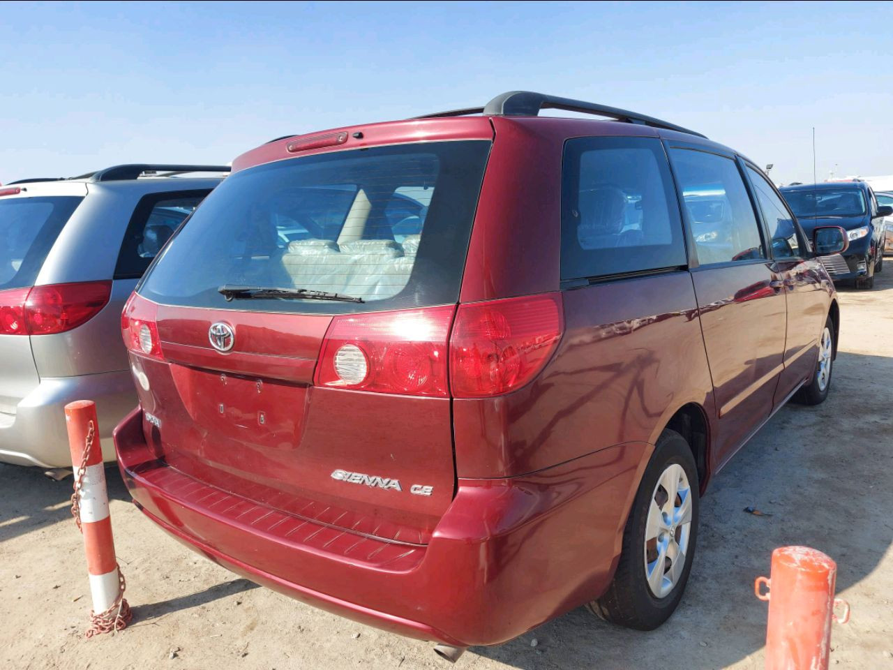 Toyota Sienna - Image 3