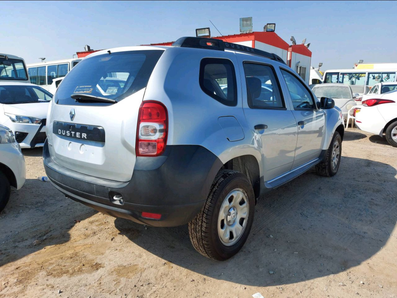 Renault Duster - Image 3