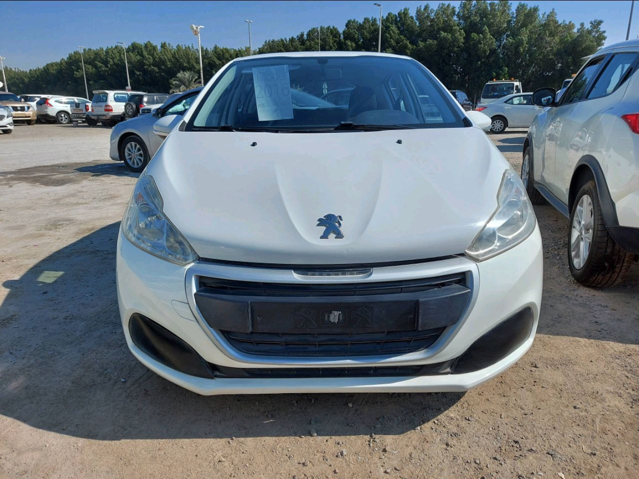 Peugeot 208 - Image 2