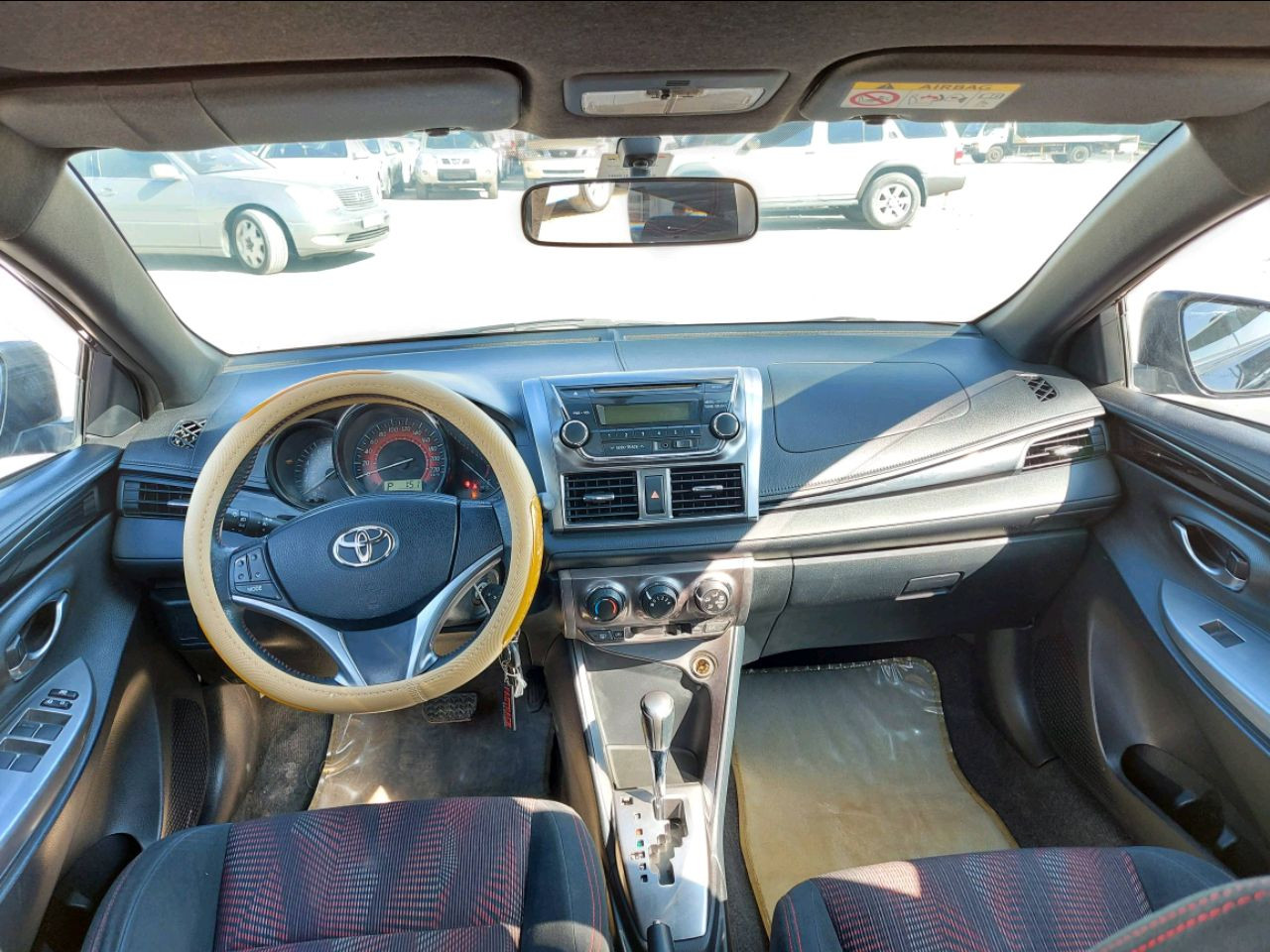 Toyota Yaris - Image 6