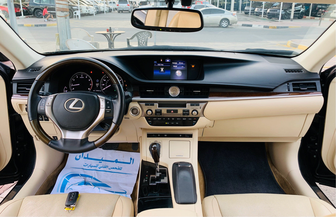 Lexus ES-Series - Image 12
