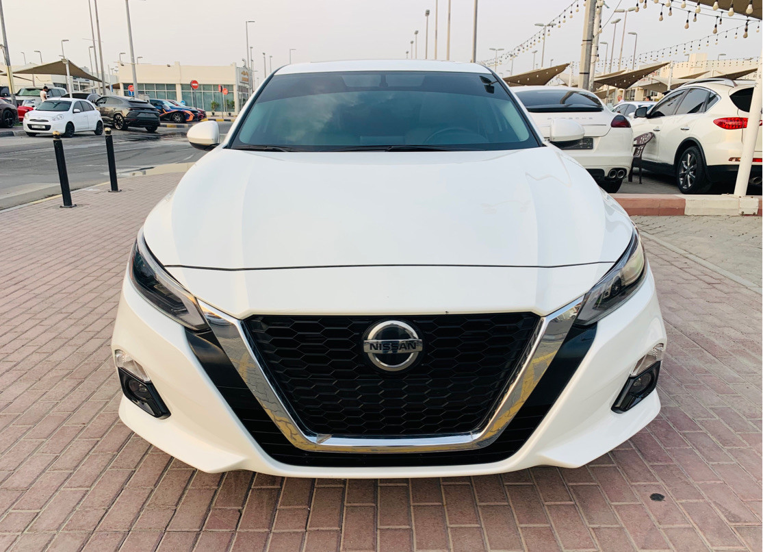 Nissan Altima - Image 4