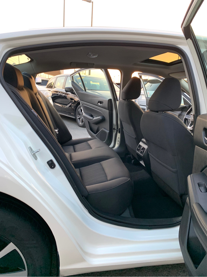Nissan Altima - Image 13