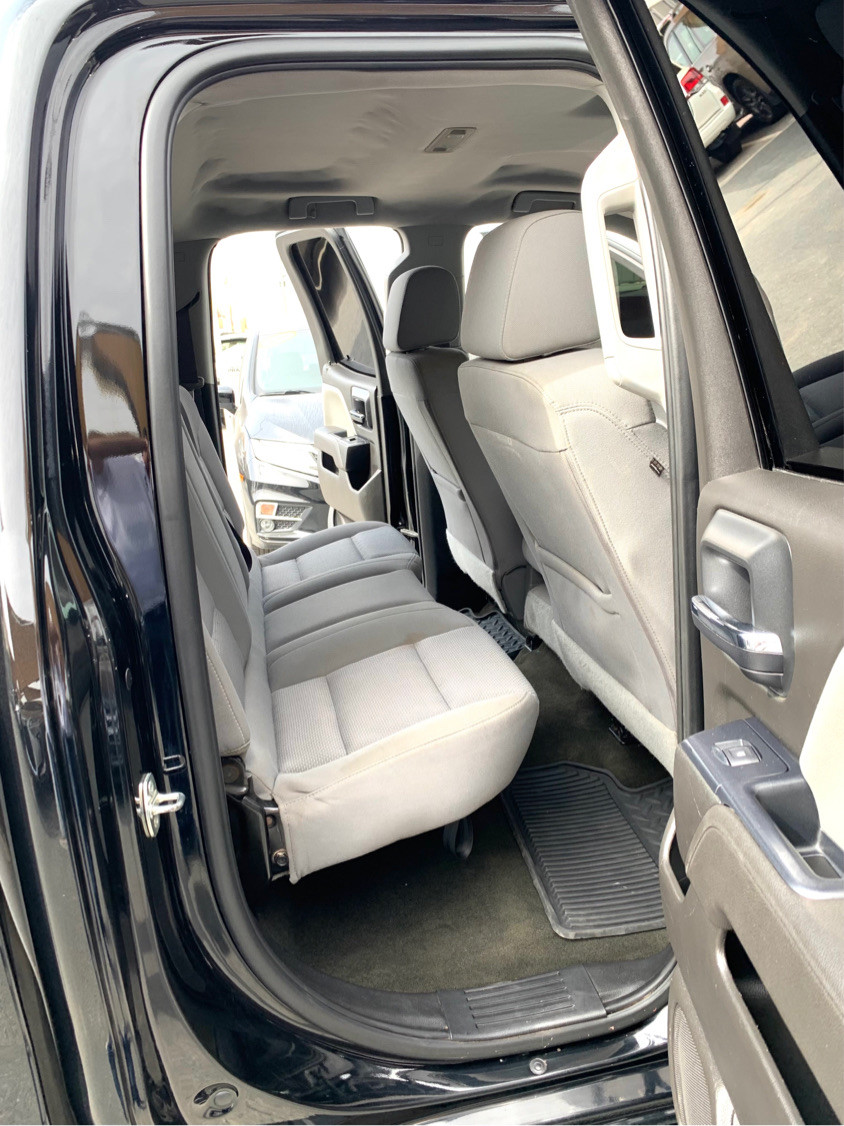 Chevrolet Silverado - Image 13