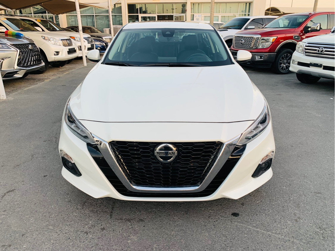 Nissan Altima - Image 4
