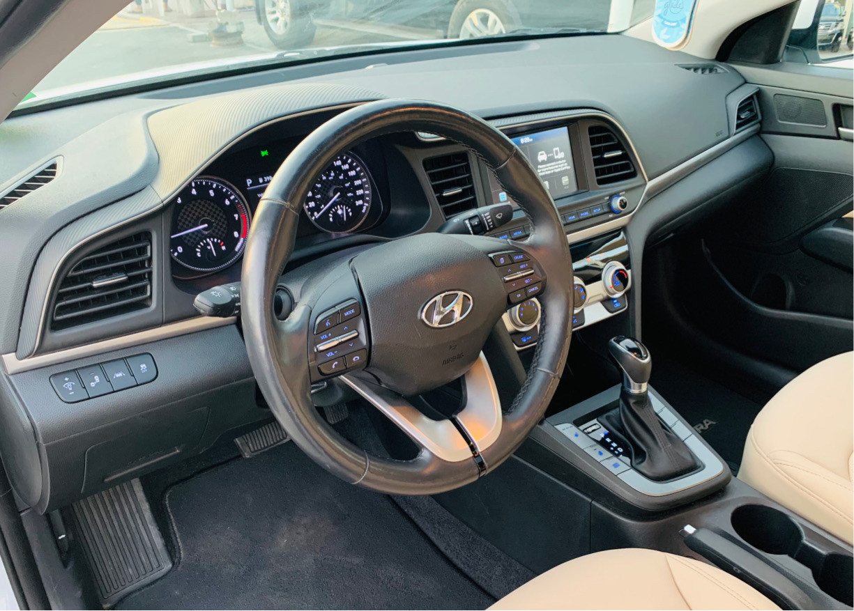 Hyundai Elantra - Image 20