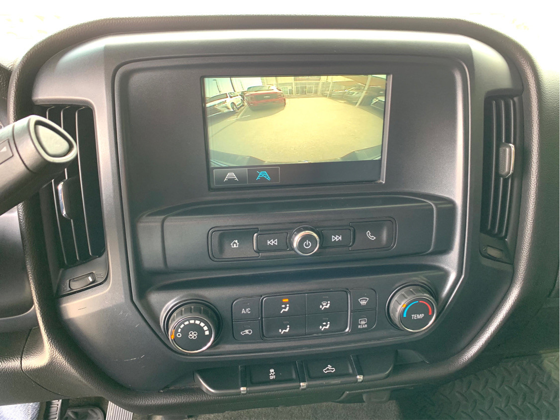 Chevrolet Silverado - Image 17