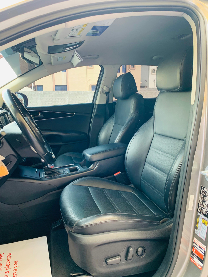KIA Sorento - Image 9