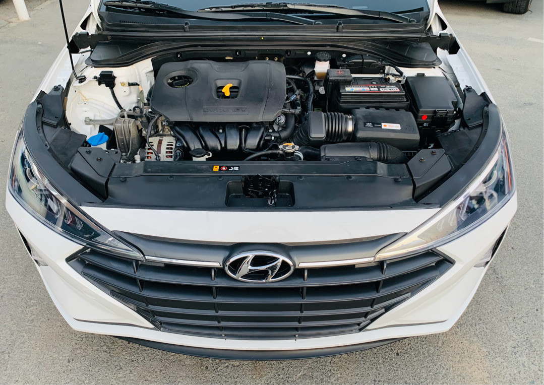 Hyundai Elantra - Image 13