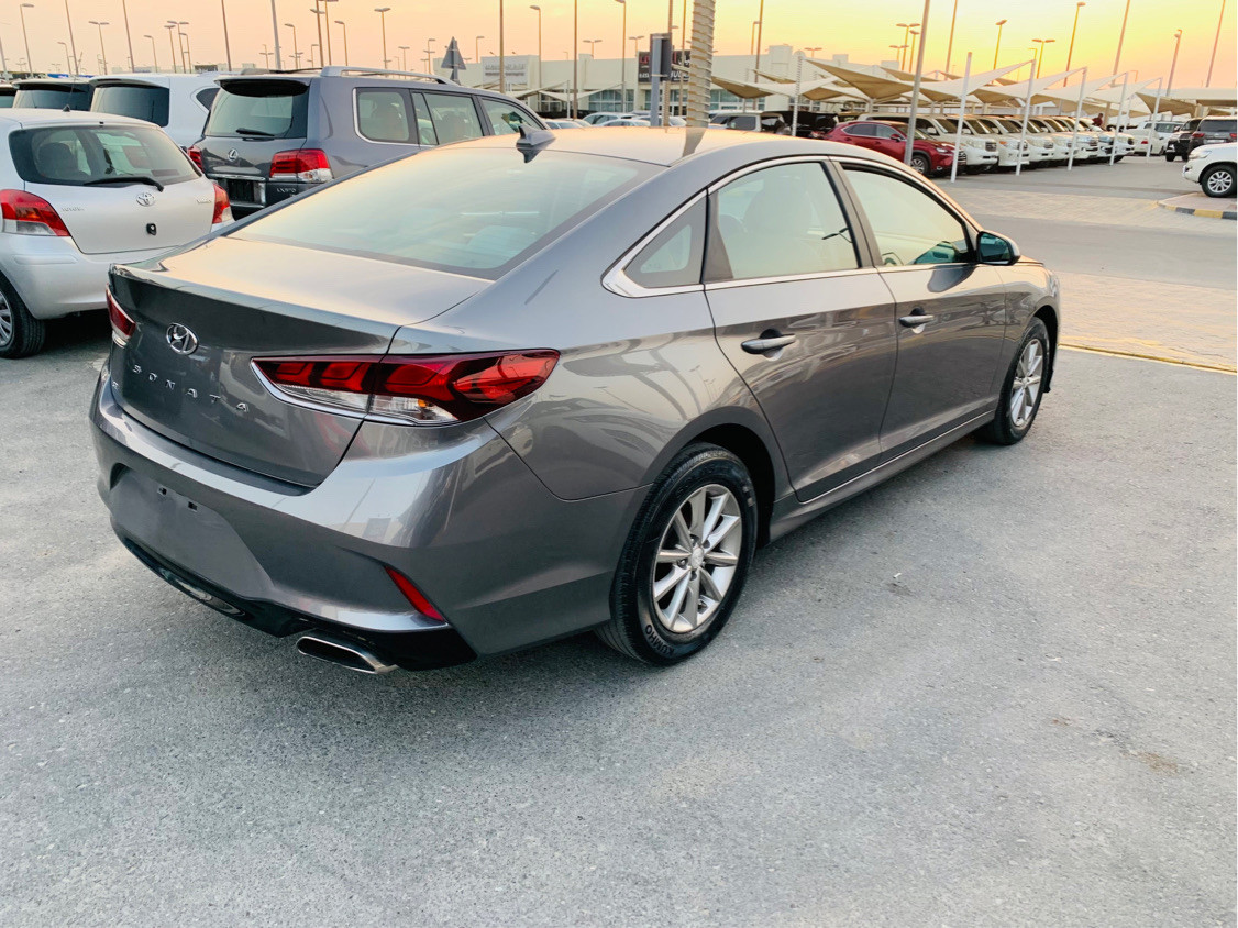 Hyundai Sonata - Image 6