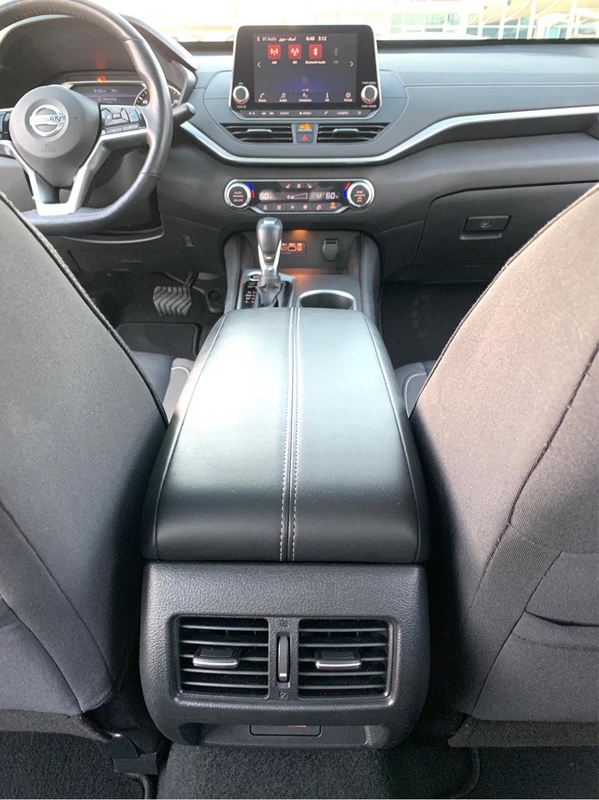 Nissan Altima - Image 15