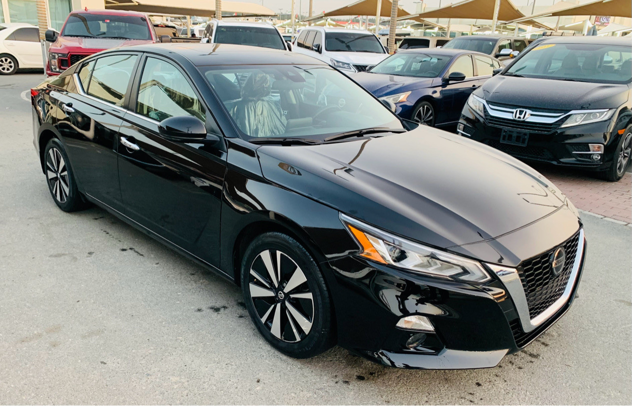 Nissan Altima - Image 16