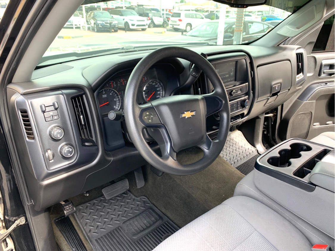 Chevrolet Silverado - Image 9