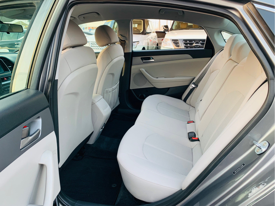 Hyundai Sonata - Image 12