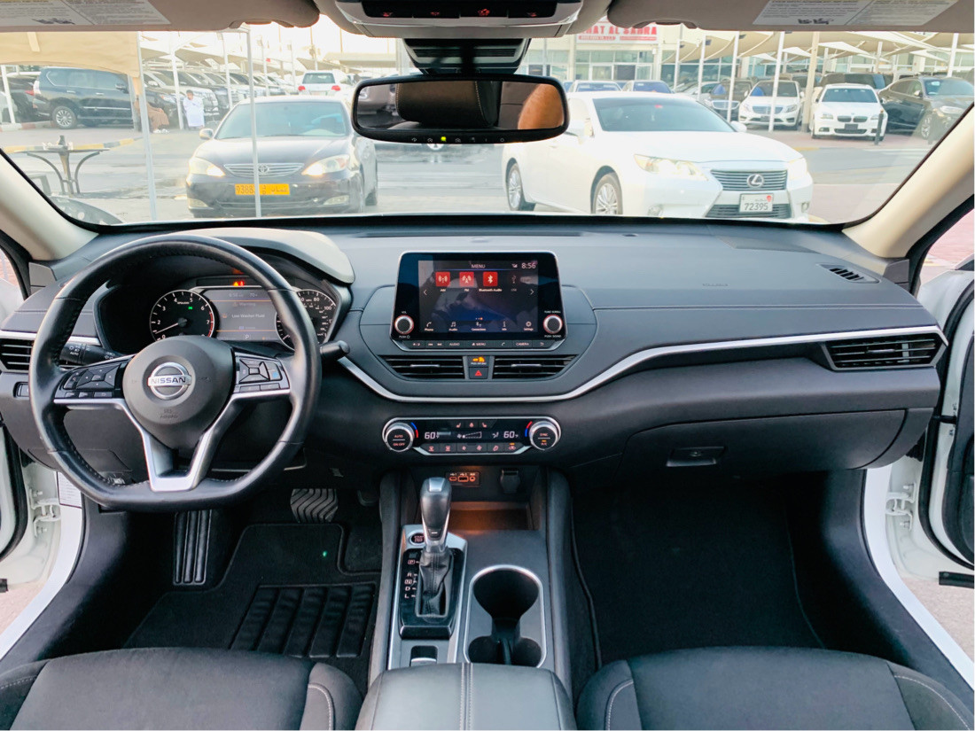Nissan Altima - Image 16